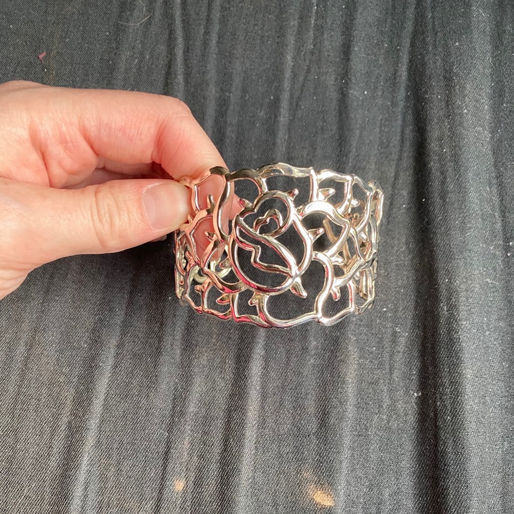 Lia Sophia bangle bracelet